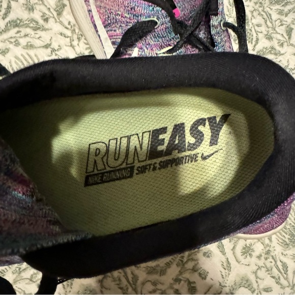 Nike LunarEpic Flyknit Low Fire Pink running shoes - Picture 10 of 11